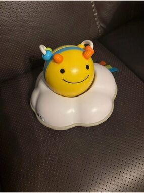 Skip Hop Bee Crawl Toy